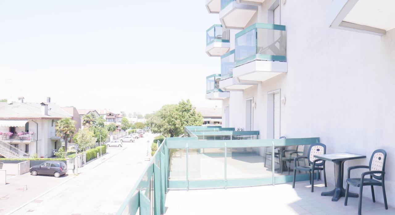 New Tiffany'S Park Lido di Jesolo Exterior foto
