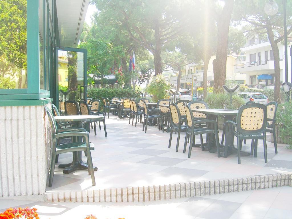 New Tiffany'S Park Lido di Jesolo Exterior foto